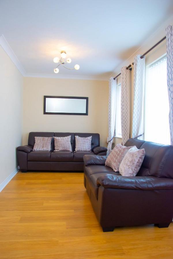 Villa Romulus Court Fenham à Newcastle-upon-Tyne Extérieur photo